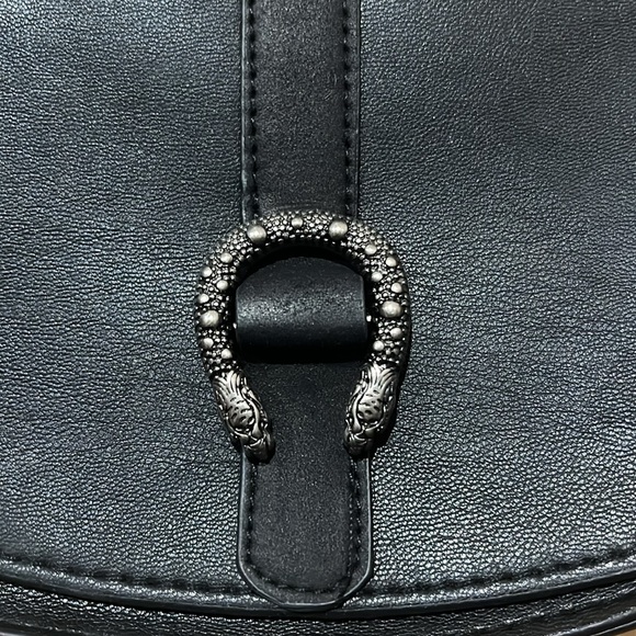 Black ADLO Belt Bag - Picture 2 of 6